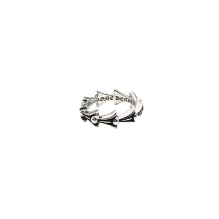 Chrome Hearts Thorn Cross Ring